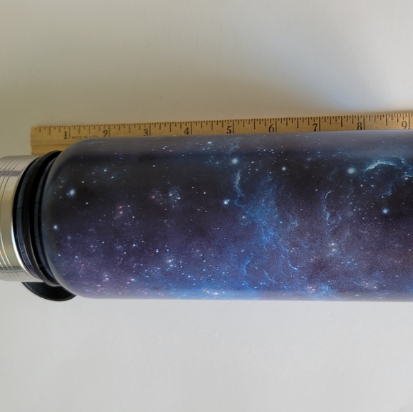 Galaxy Screw Top Water Bottle NWT. MAKES A GREAT GIFT 🎁 - Picture 9 of 10
